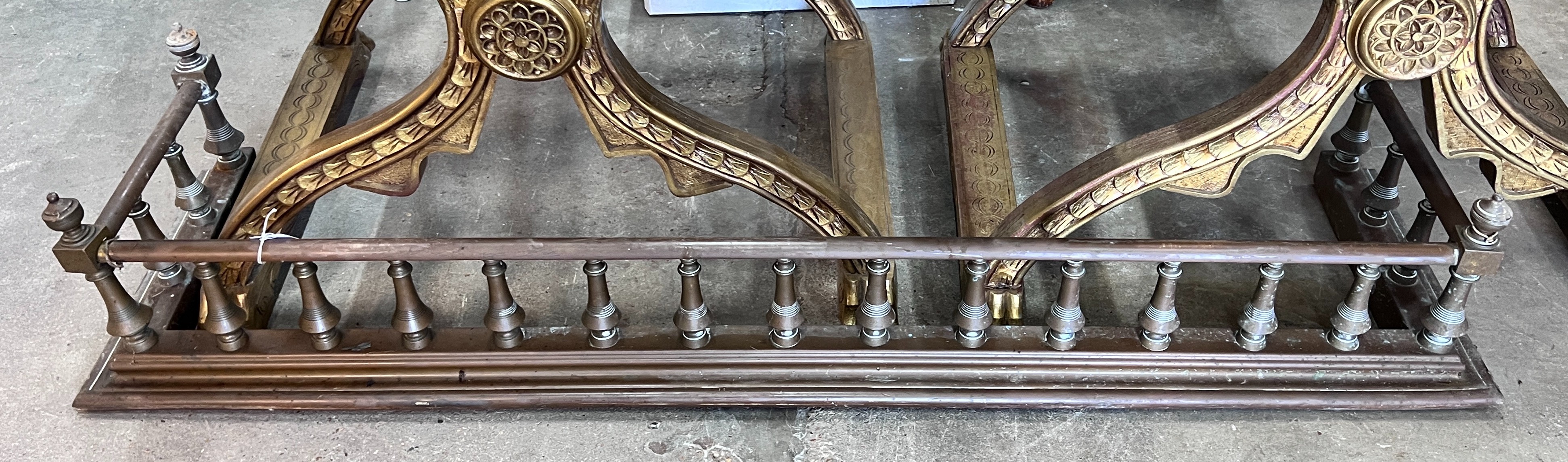A late Victorian copper fender, length 136cm, depth 38cm